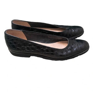 SALVATORE FERRAGAMO VINTAGE CROCODILE LEATHER FLATS